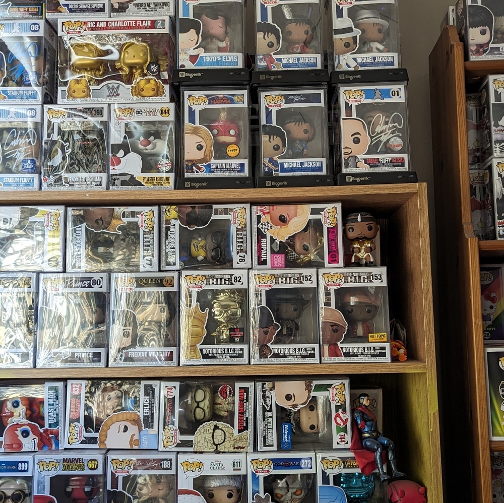 Mystery Funko box of 6 - Picture 3 of 8
